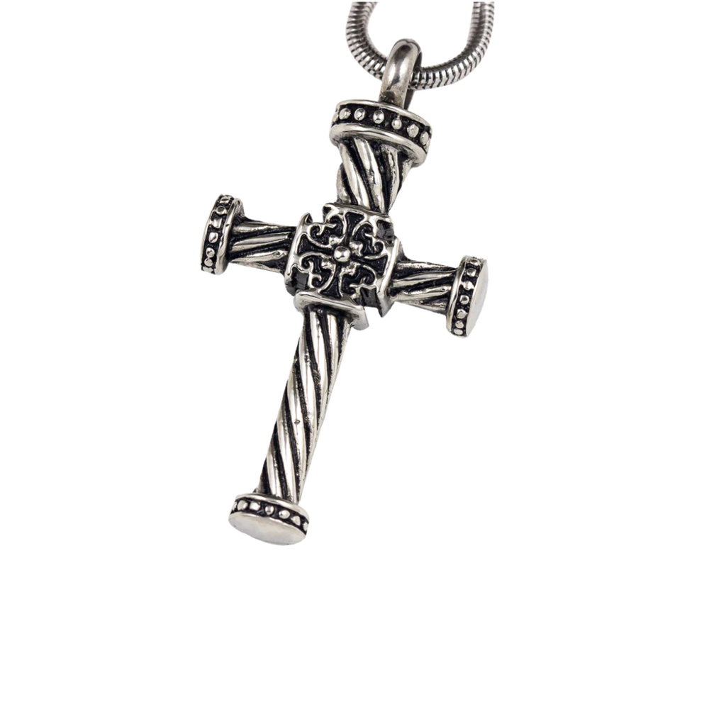 Gravure Craft Stainless Steel Cross Pendant