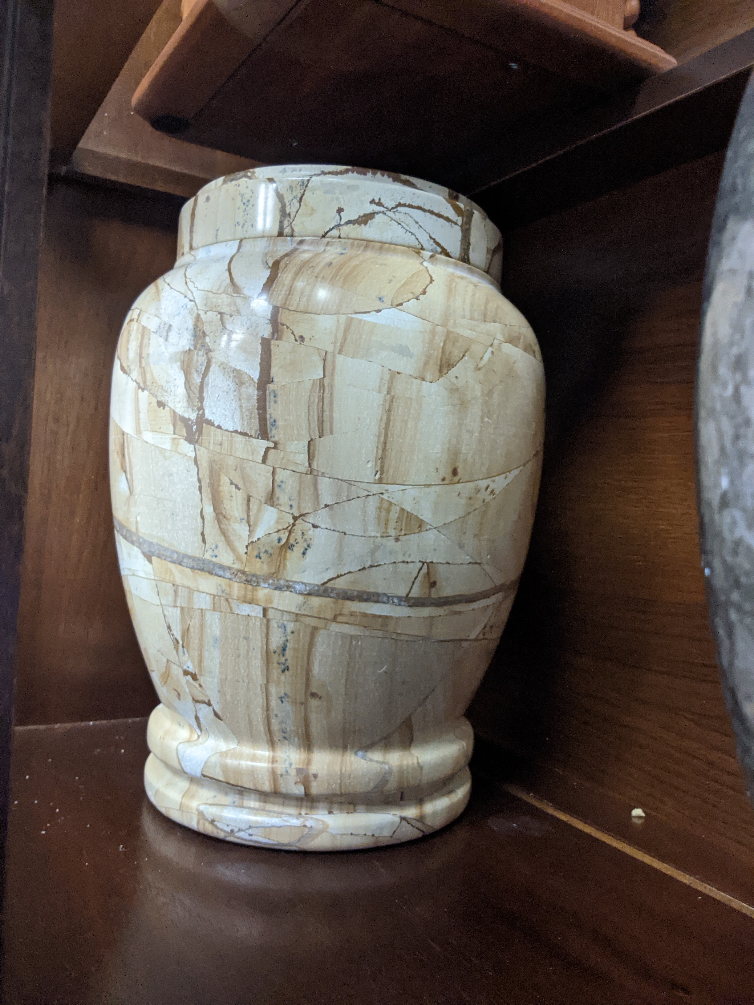 Beige Flat Top Stone Urn
$350.00