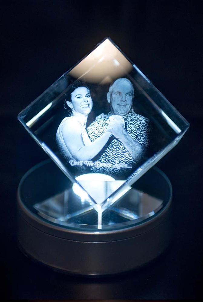 3D Floating Crystal